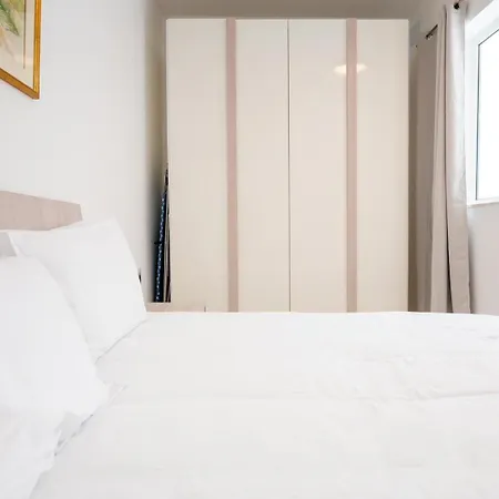 - Emmnic Court 姆西达