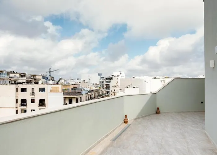 - Emmnic Court 4* 姆西达