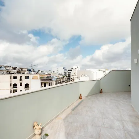 - Emmnic Court * Msida