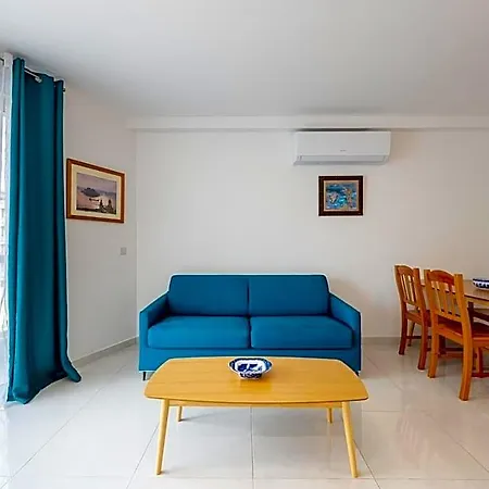 - Emmnic Court Ξενοδοχείο με διαμερίσματα Msida